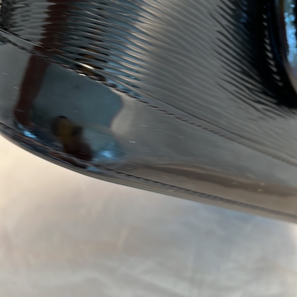 Louis Vuitton Epi Electric Alma BB crossbody bag - Picture 12 of 15